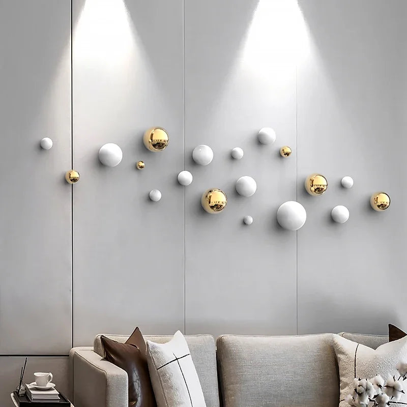 Brittany Nordic Stereo Resin Background Wall Decor Ball