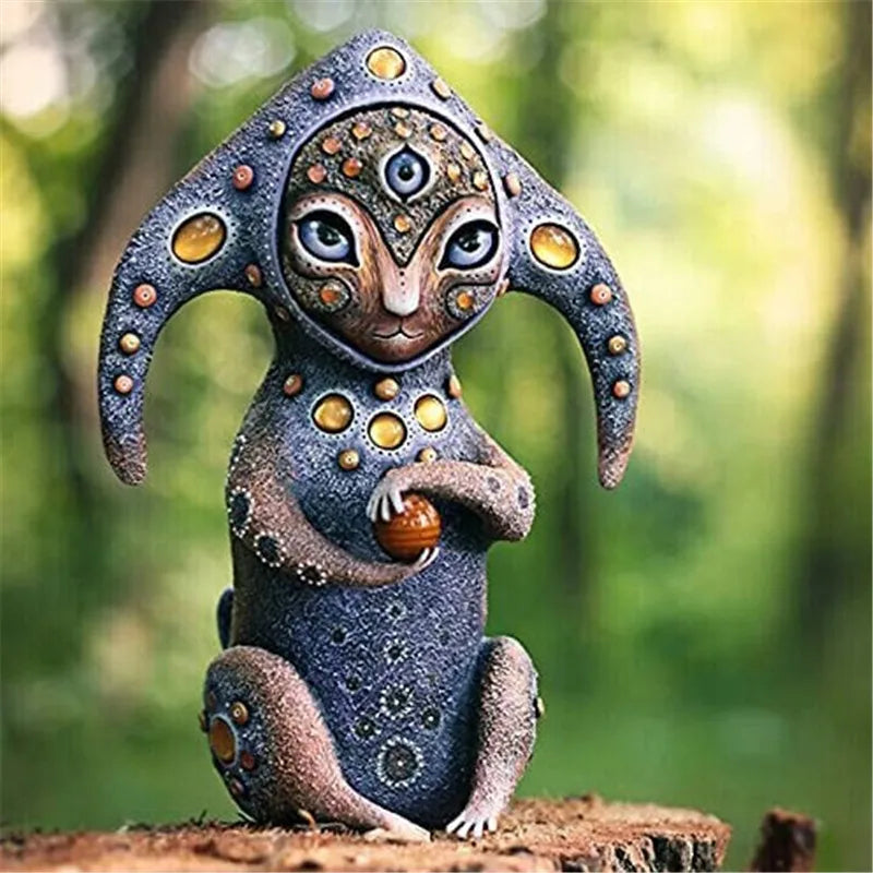 Delilah's Fantasyland Creatures Three Eyes Alien Sculpture