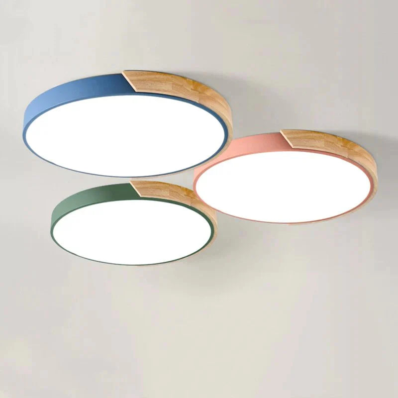 Lampes de plafond simples en bois de mode nordique luminaire rond coloré en aluminium pour chambre à coucher et salon